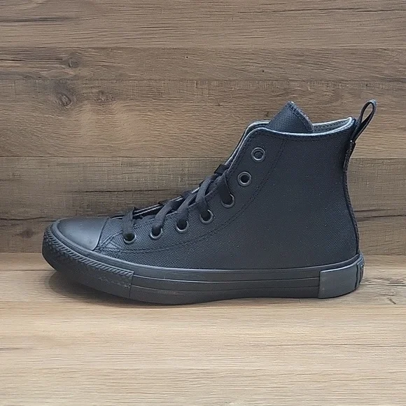 Converse High top Brand new in the box. - Picture 9 of 13